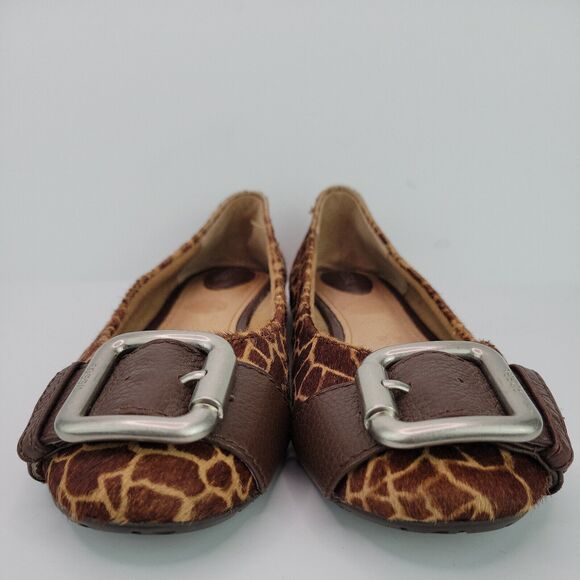 Fossil Buckle Brown Giraffe Print Calf Hair Slip On Flat Shoe Size 7 - Picture 2 of 10
